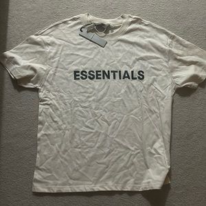 Essentials Tee